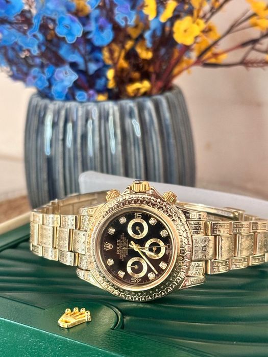 Золотые часы ювилирное изделие