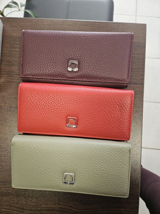 Дамско портмонета