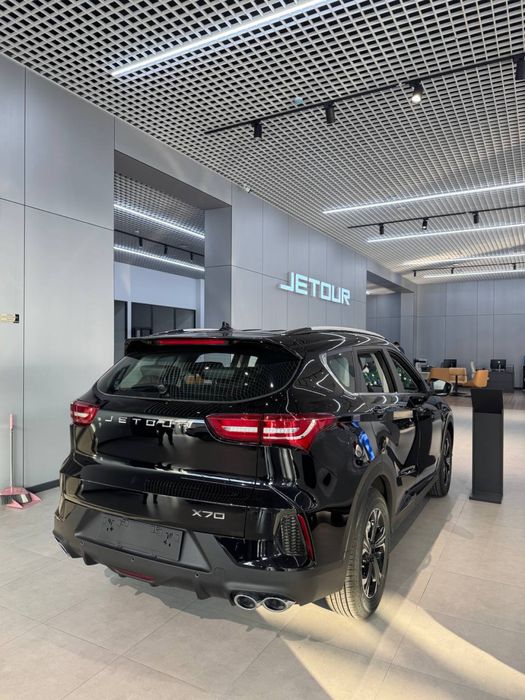 Ofical avtosalonda Jetour X70 Premium Plus sotuvda!