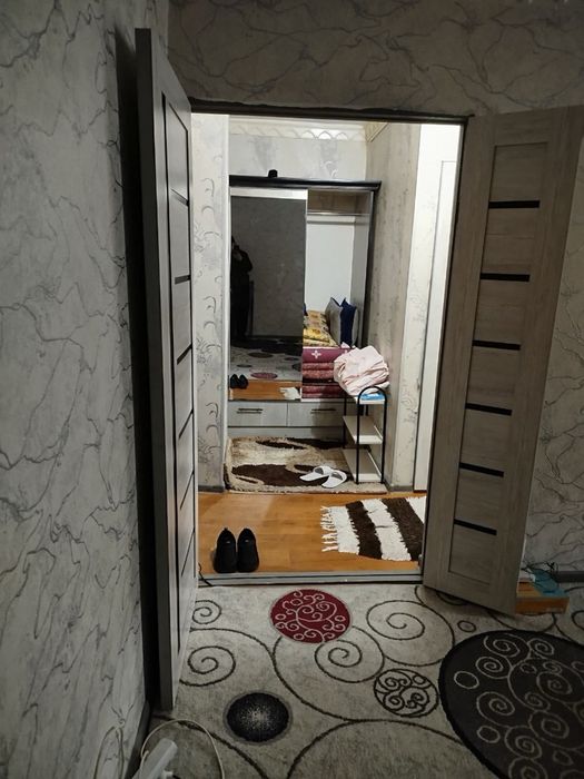 1 комнатная с мебелью и техникой в 8 микрорайоне