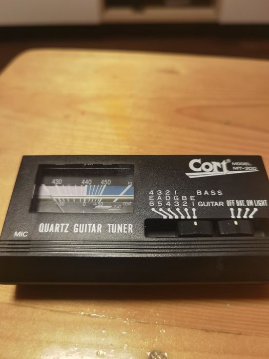 Tuner chitara electrica Cort MT-300