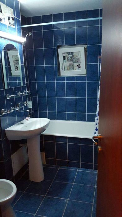 Inchiriez apartament