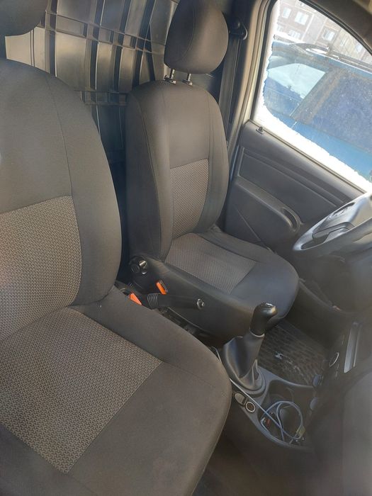 Ларгус Фургон 2015 год