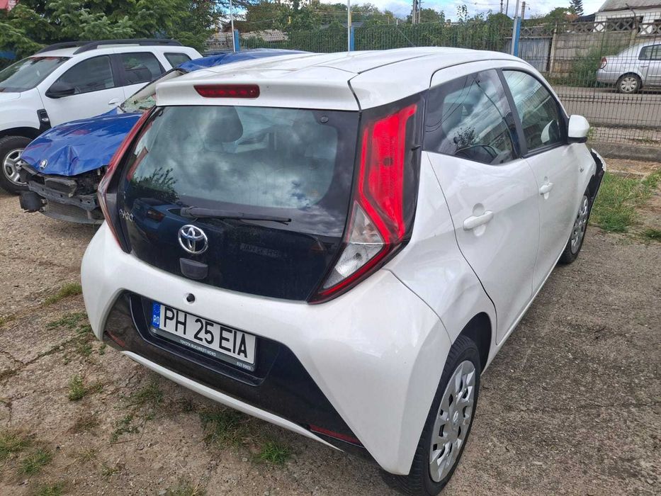 Avariat Toyota Aygo_benzina_manual