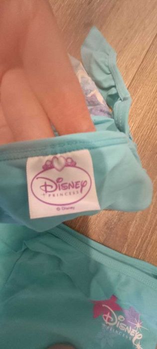 Продам купальник Disney раздельный на 7-8 лет