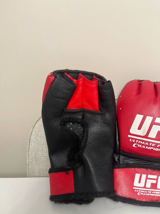 Перчатки для боев без правил UFC