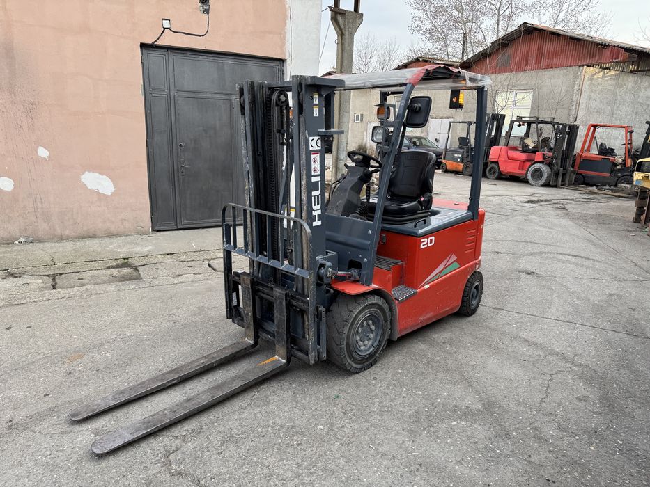 LICHIDARE STOC. Stivuitor electric HELI, 2t, Stare foarte buna de functionare. Autorizat ISCIR