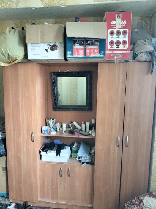 Mexmonxonaga va yotiqxonaga shkof