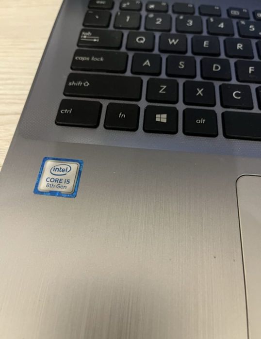 Laptop ASUS  Vivobook X542U