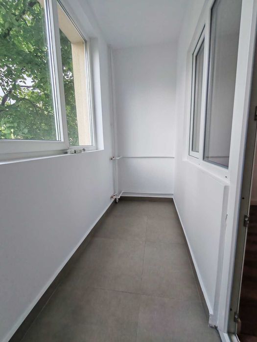 Apartament 3 camere renovat - etaj 7 - str Jean Steriadi - Titan