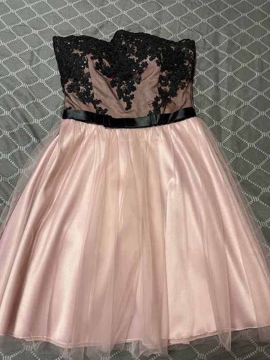 Официална рокляя