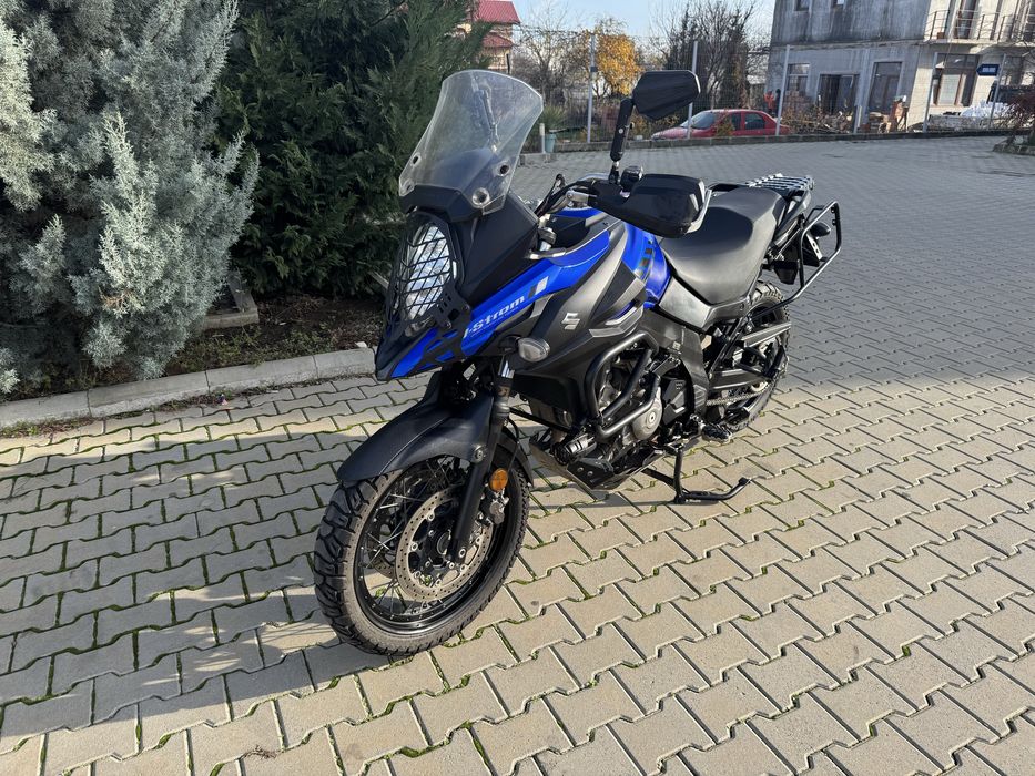 Suzuki Vstrom DL 650 XT cu ABS,Traction control