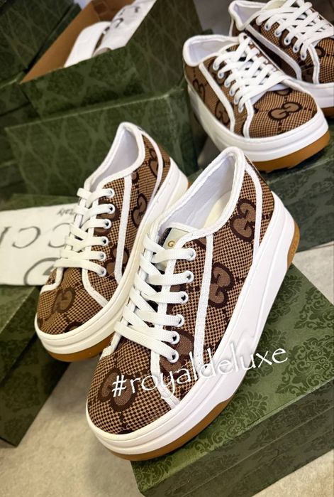 Adidasi Gucci marimea 40