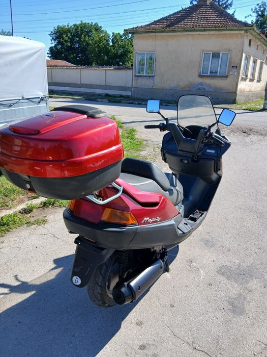 Yamaha Majesty 250 Кубика
Намива се в Обл. ЛОВЕЧ 
2 ключа 
2 -та Талона 
Внос от Германия
ЦЕНА 850€