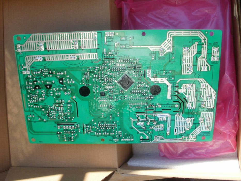 Чисто нова платка "209 К"  за външно тяло на климатик Хайер , HAIER