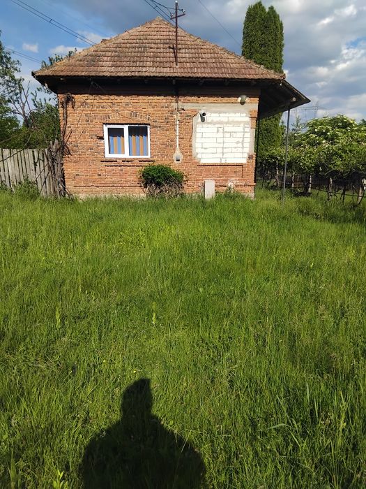 Vand casa si teren