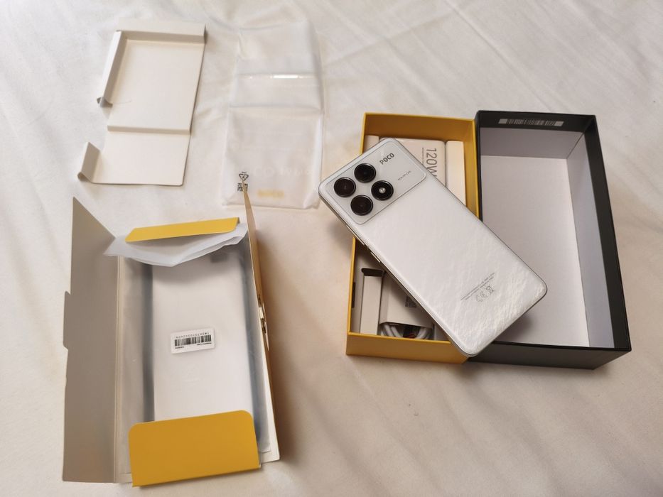 POCO F6 Pro 256gb, alb