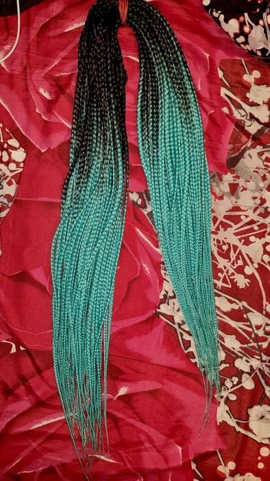 Продам комплект косичек