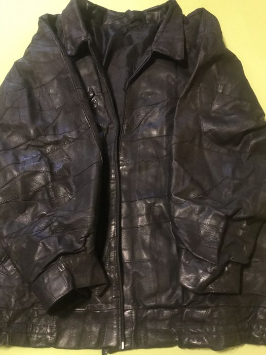 Vand geaca piele pentru barbati