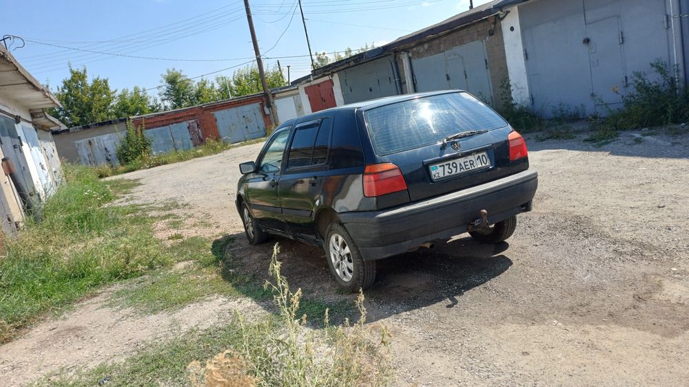 Срочно продам гольф 3