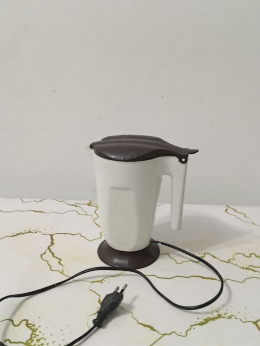 Мини чайник командировочный