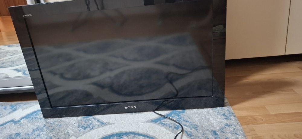 Продам телевизор