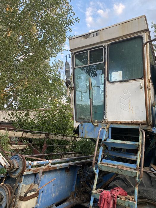 Комбайн Енисей 1200