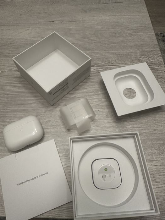 AirPods Pro Generatia 1