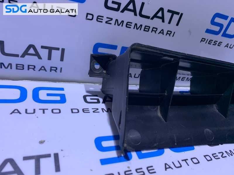 Priza Deflector Difuzor Captare Aer Skoda Superb 2 2013 - 2015 Cod 1K0805971C [D0809]
