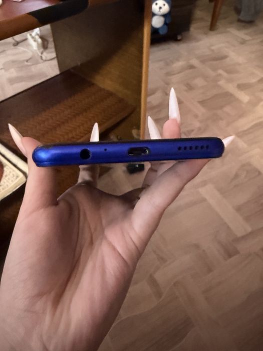 Телефон Huawei.