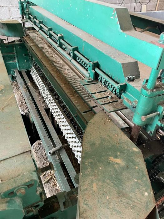 Продам станок по вязке камыша