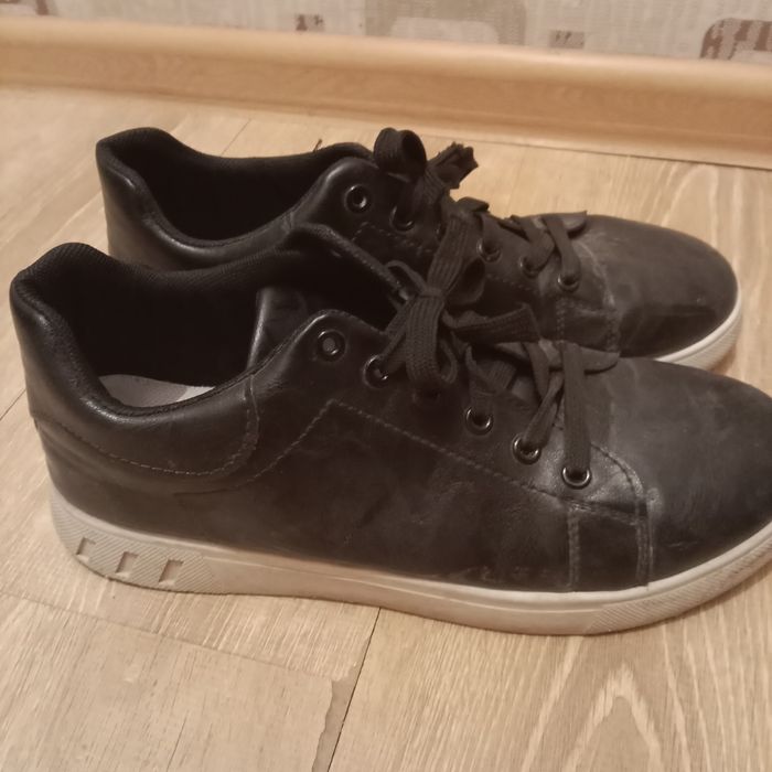 Кросовки Размер 43.