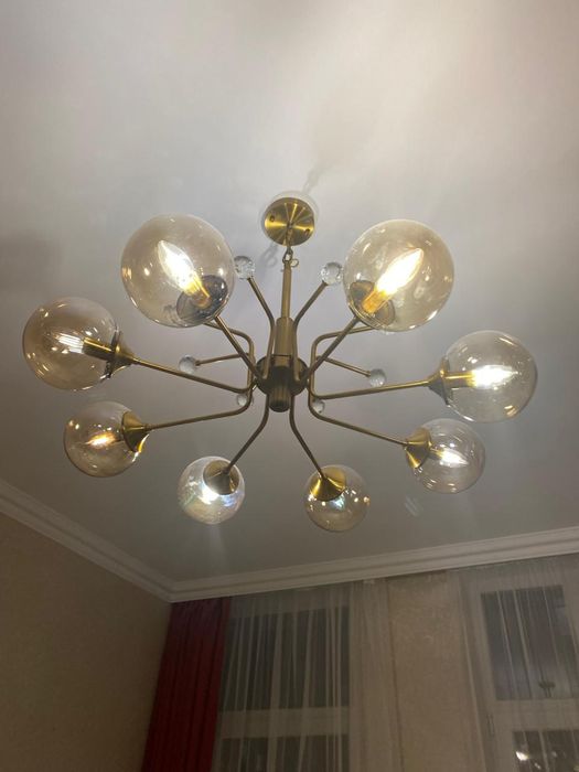 Продам люстру б/у