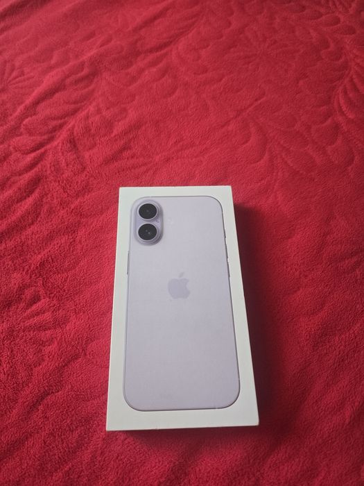 Vand/Schimb iphone 17/ 256 gb Nou