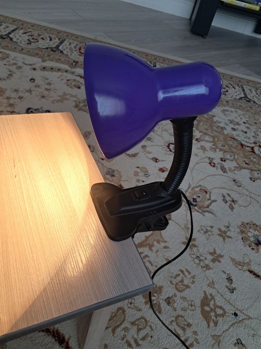 Светильник гибкий прищепка.