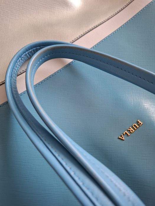 Дамска чанта от естествена кожа с ефект сафиано Furla