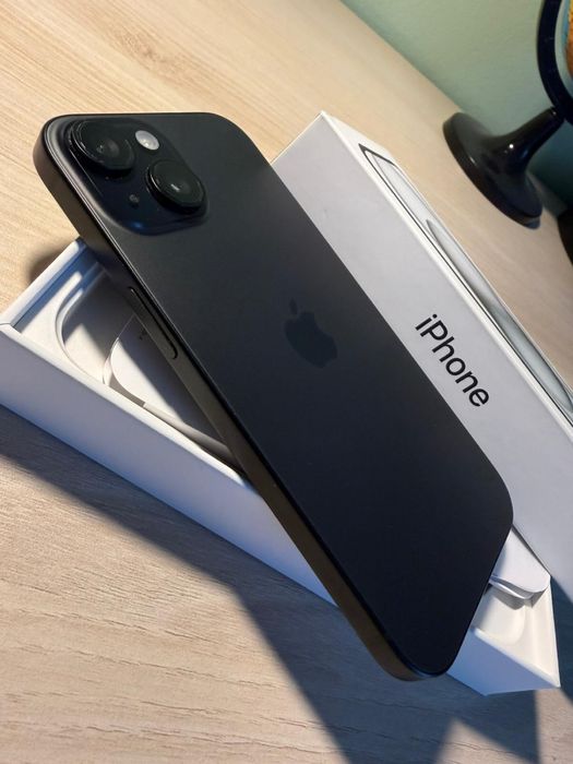 iPhone 15 stare impecabilă