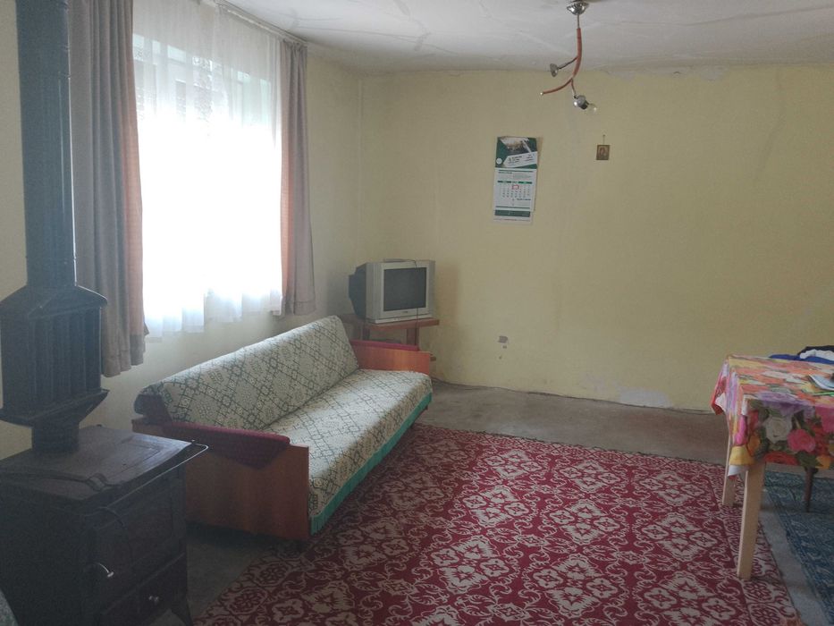 Продава се Къща в с. Садовец, Област Плевен - 505 кв.м за 46 €/кв.м - Снимка #10