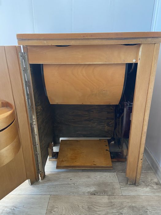 Продается швейная  машинка