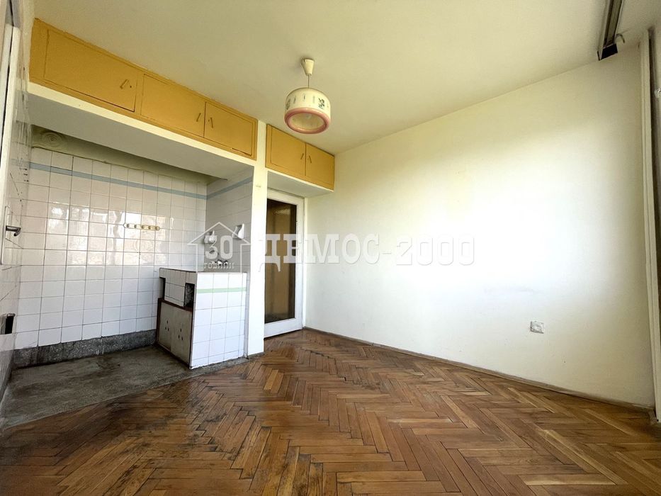 Продава се Четиристаен апартамент в Варна, Чайка - 120 кв.м за 1076 €/кв.м - Снимка #9