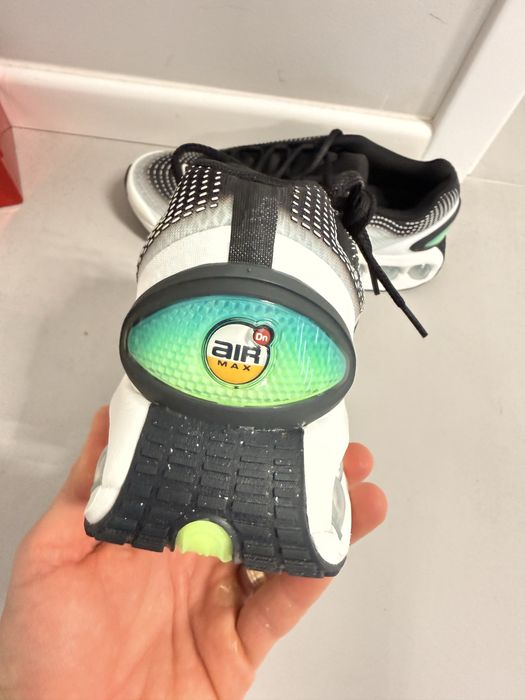 Nike Air Max DN SE Black Light Bone