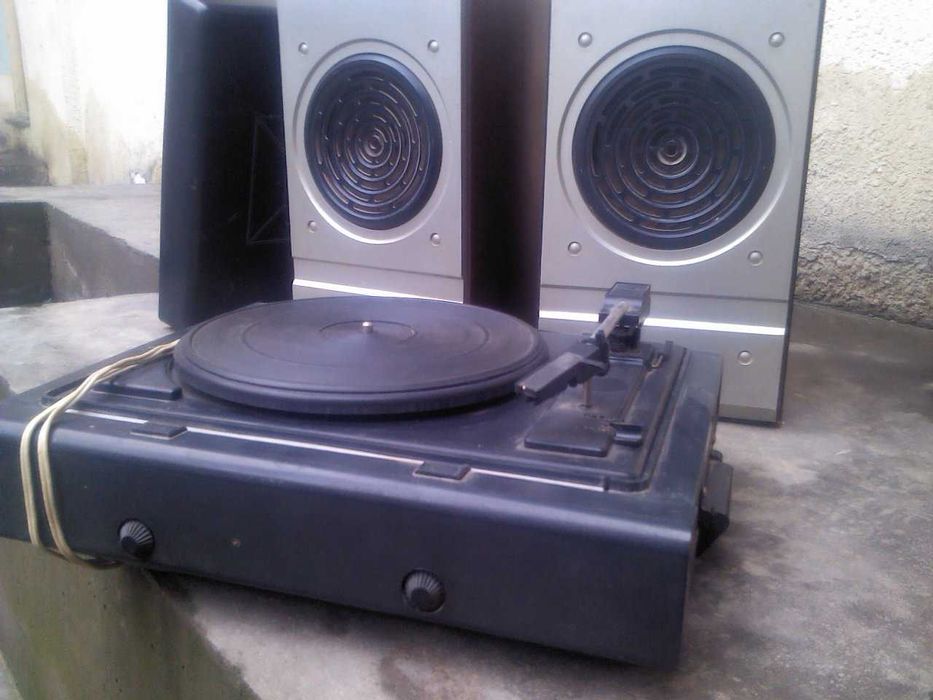 Продается Колонки СИРИУС.2шт. 3вт. Электрофон Школьный.( СССР.)