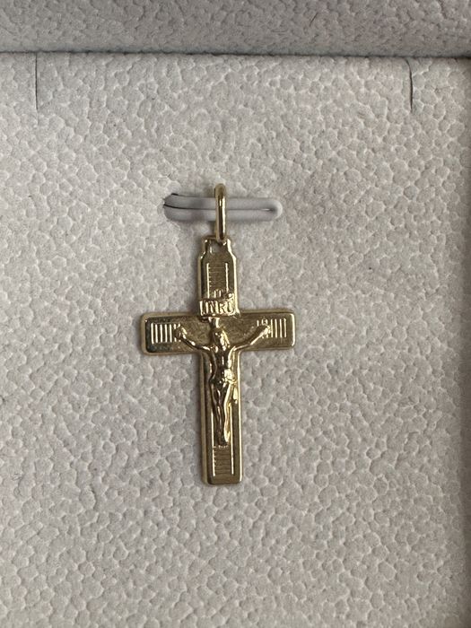 Стилен Златен кръст на ТОП ЦЕНА*