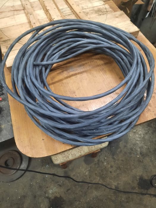 Продам кабель новый