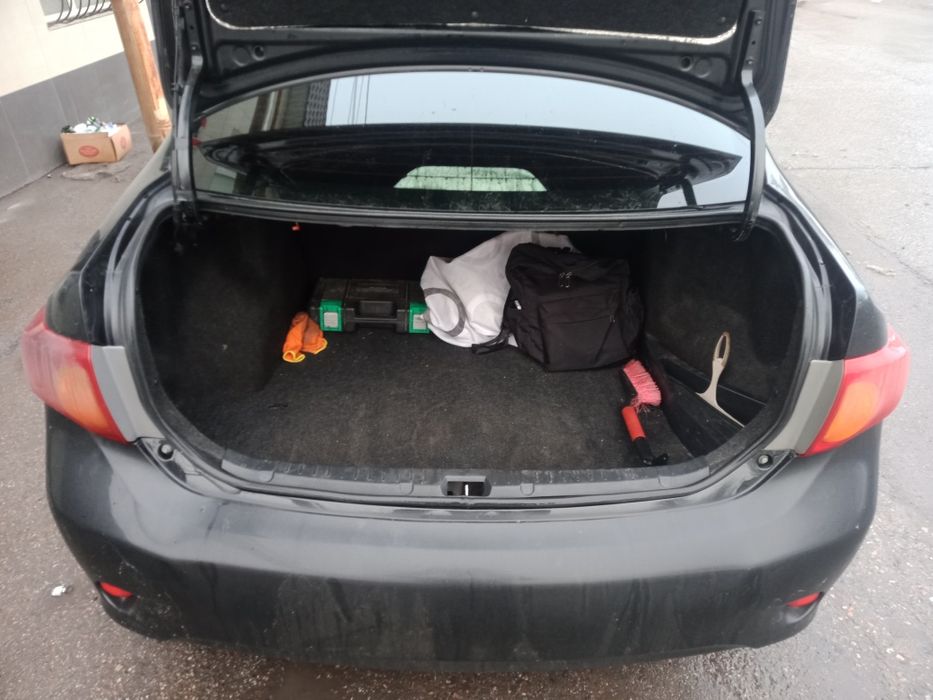 Продам машину Тойота королла е150