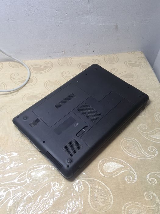 Ноутбук HP Compaq CQ57