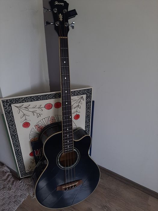 Chitara Bas Electro-acustică IBANEZ