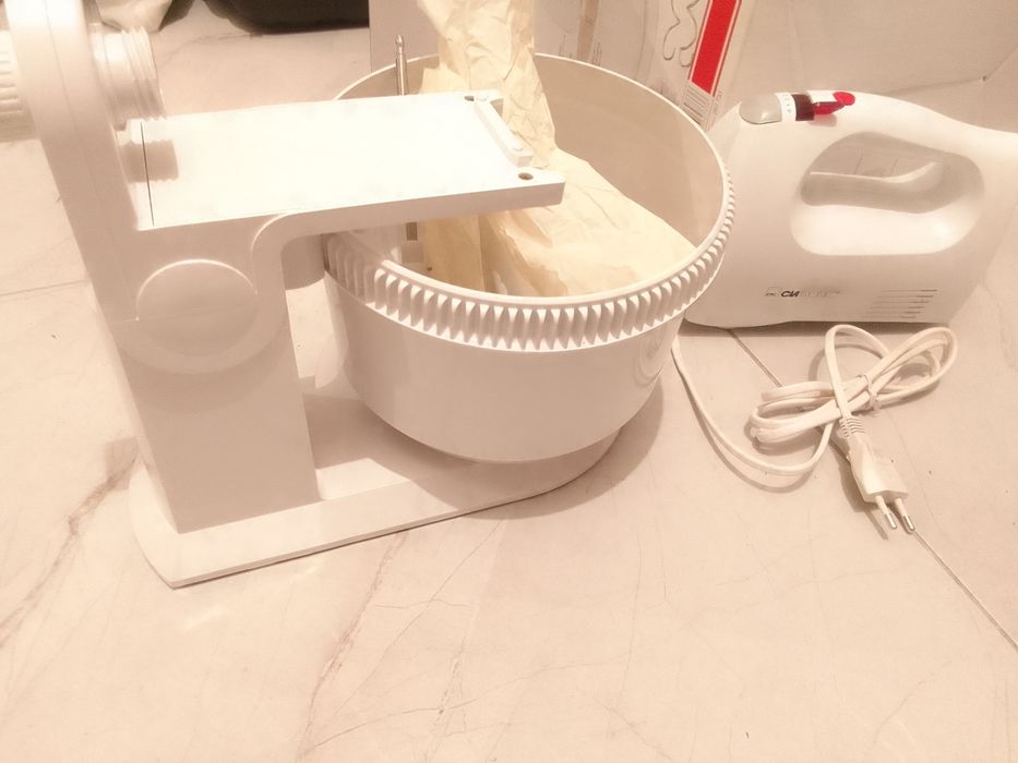 Миксер с купа Clatronic