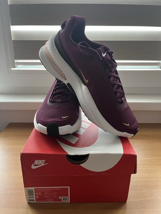 W Nike Air Zoom UPTURN SC