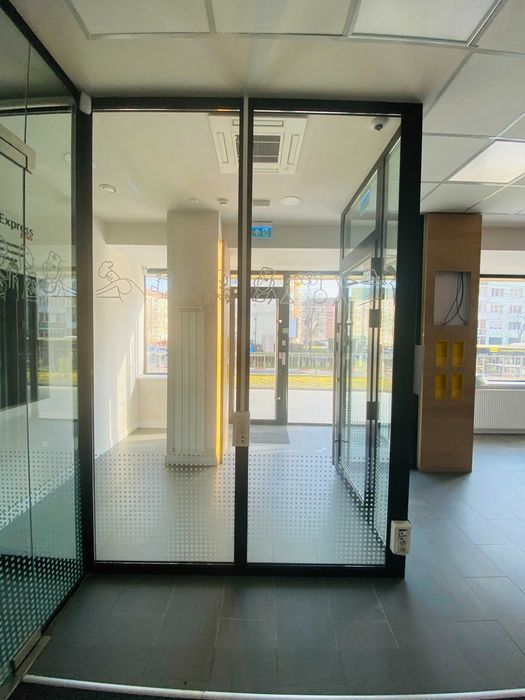 Vand usi modulare birou/compartimentare spatii, sticla securizata